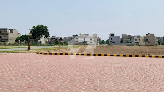 Prime Location 10 Marla Residential Plot For Sale In Imperial Block, Park View City, Lahore Prime Location 10 Marla Residential Plot For Sale In Imperial Block, Park View City, Lahore