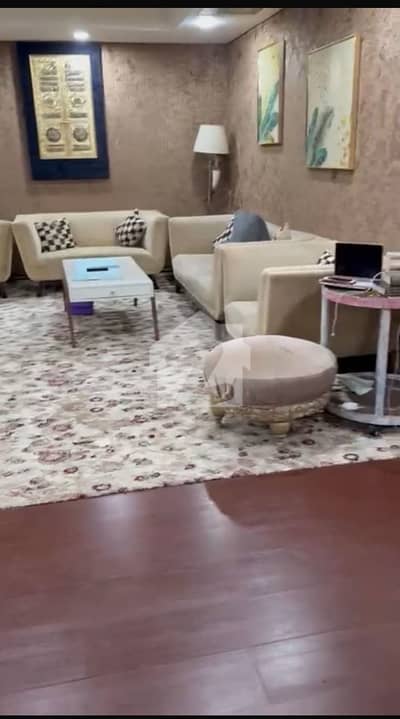 ایف ۔ 10 اسلام آباد میں 3 کمروں کا 9 مرلہ فلیٹ 4.5 لاکھ میں کرایہ پر دستیاب ہے۔