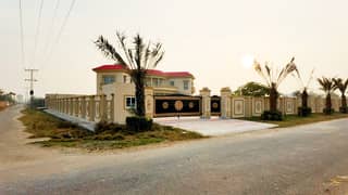 Corner 8 Kanal Farm House For Sale In Spring Meadows Lahore In Only Rs. 180000000