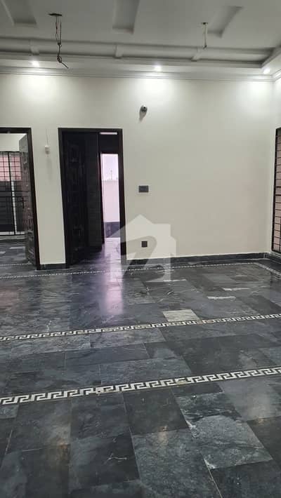 10 Marla Lower Portion For Rent LDA Avenue 1 Nearby All Facilities 10 Marla Lower Portion For Rent LDA Avenue 1 Nearby All Facilities