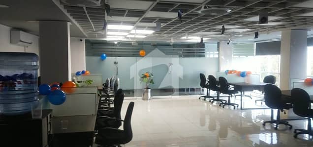 بلیو ایریا اسلام آباد میں 8 مرلہ Studio دفتر 6.5 کروڑ میں برائے فروخت۔