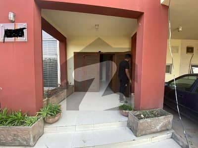 8 MARLA EUROPEAN HOUSE FOR SALE IN SAFFARI VILLAS SECTOR B BAHRIA TOWN LAHORE