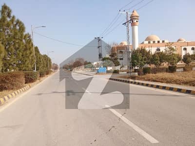 انجنیئرز کوآپریٹو ہاؤسنگ ڈی ۔ 18,اسلام آباد میں 1 کنال رہائشی پلاٹ 1.4 کروڑ میں برائے فروخت۔ انجنیئرز کوآپریٹو ہاؤسنگ ڈی ۔ 18,اسلام آباد میں 1 کنال رہائشی پلاٹ 1.4 کروڑ میں برائے فروخت۔