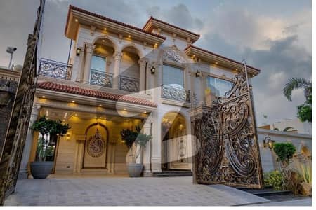 10 Marla Ultra Modern Near To Dolmen Mall, Market And Park DHA Phase 6