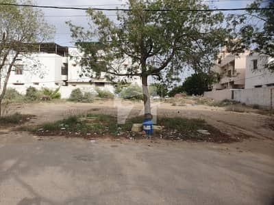 Chance Deal For Sale In Prime Sector S On 70ft Wide Road