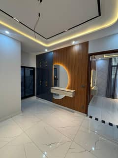 Upper Portion Available For Rent In Lahore