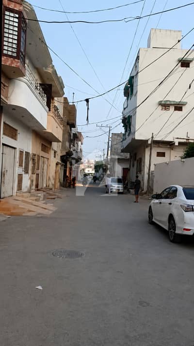 قاسم آباد فیز 2 قاسم آباد,حیدر آباد میں 5 کمروں کا 3 مرلہ مکان 1.1 کروڑ میں برائے فروخت۔