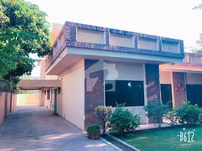 F-7/2 House For Sale