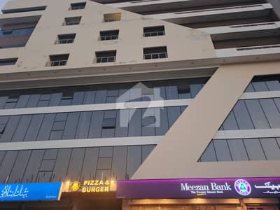 ٹاپ سٹی 1 اسلام آباد میں 11 کمروں کا 3 کنال دفتر 16.0 لاکھ میں کرایہ پر دستیاب ہے۔
