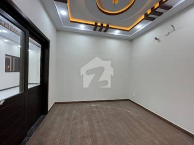 پی ای سی ایچ ایس بلاک 2 پی ای سی ایچ ایس,جمشید ٹاؤن,کراچی میں 4 کمروں کا 8 مرلہ بالائی پورشن 4.5 کروڑ میں برائے فروخت۔ پی ای سی ایچ ایس بلاک 2 پی ای سی ایچ ایس,جمشید ٹاؤن,کراچی میں 4 کمروں کا 8 مرلہ بالائی پورشن 4.5 کروڑ میں برائے فروخت۔