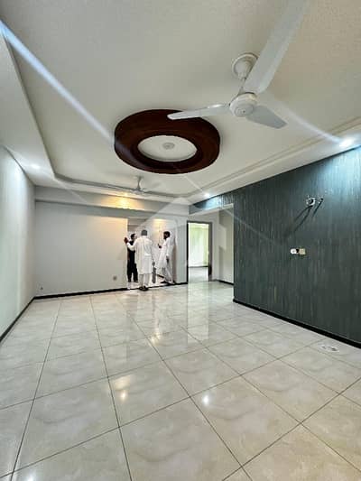 Executive 2-Bed Flat For Rent Time Square Residence, Top City-1 Islamabad