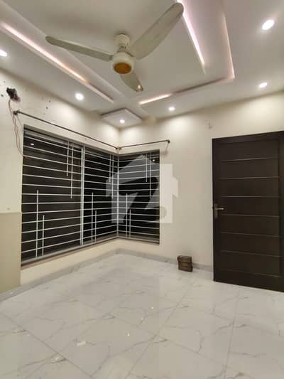 1 Kanal House Available For Sale In Rafi Extension Block Sector E Bahria Town Lahore