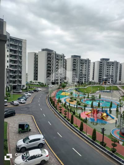 10 MARLA 3 BEDROOM FLAT AVAILBLE FOR RENT IN ASKARI 11 LAHORE