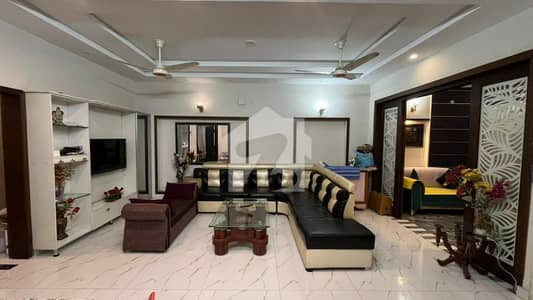 10 Marla House Available For Sale In Overseas B Bahria Town Lahore
