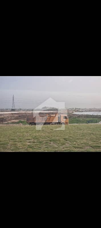 مارگلہ انکلیو مارگلہ ایونیو,اسلام آباد میں 1 کنال رہائشی پلاٹ 6.5 کروڑ میں برائے فروخت۔ مارگلہ انکلیو مارگلہ ایونیو,اسلام آباد میں 1 کنال رہائشی پلاٹ 6.5 کروڑ میں برائے فروخت۔