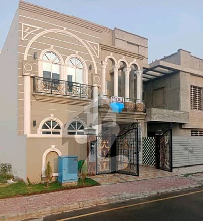 بحریہ ٹاؤن ۔ اوورسیز سی بحریہ ٹاؤن اوورسیز انکلیو,بحریہ ٹاؤن,لاہور میں 3 کمروں کا 5 مرلہ مکان 2.25 کروڑ میں برائے فروخت۔ بحریہ ٹاؤن ۔ اوورسیز سی بحریہ ٹاؤن اوورسیز انکلیو,بحریہ ٹاؤن,لاہور میں 3 کمروں کا 5 مرلہ مکان 2.25 کروڑ میں برائے فروخت۔