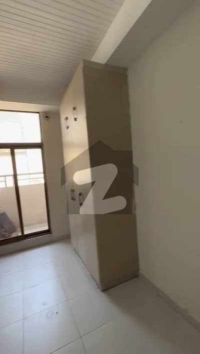 1 Bed Non-Furnished Apartment Available For Rent