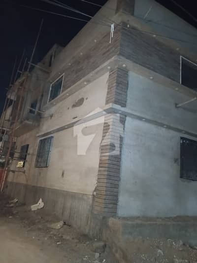 200 Sq. Yards Under- construction Bunglow for Sale in Naseem Nagar Phase 3 8 Rooms with Servant Quarter