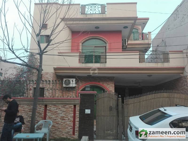 12 Marla Double Storey House At Johar Town Near G1 Market