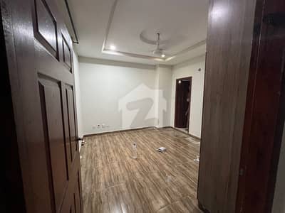 2 Bedrooms Unfurnished Apartment Available For Rent In E11/4