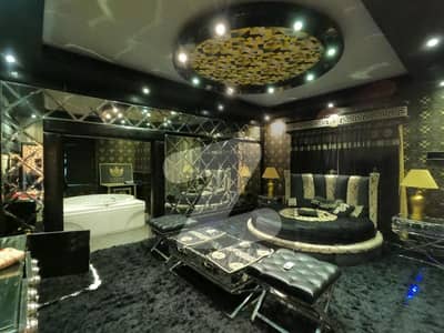 Luxury House for Sale in Gulshan-e-Jamal
