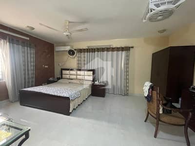 ڈی ایچ اے فیز 4 ڈی ایچ اے ڈیفینس,کراچی میں 4 کمروں کا 12 مرلہ مکان 9.25 کروڑ میں برائے فروخت۔ ڈی ایچ اے فیز 4 ڈی ایچ اے ڈیفینس,کراچی میں 4 کمروں کا 12 مرلہ مکان 9.25 کروڑ میں برائے فروخت۔