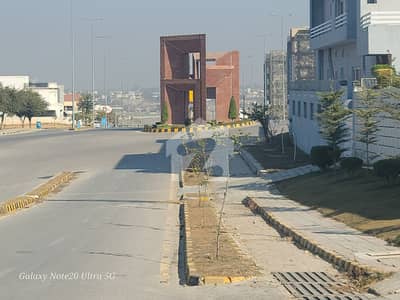 ڈی ایچ اے ڈیفینس فیز 5 ڈی ایچ اے ڈیفینس,اسلام آباد میں 1 کنال رہائشی پلاٹ 3.2 کروڑ میں برائے فروخت۔