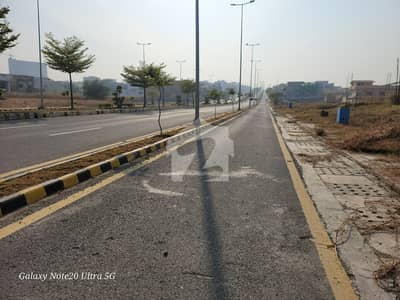 ڈی ایچ اے ڈیفینس فیز 5 ڈی ایچ اے ڈیفینس,اسلام آباد میں 1 کنال رہائشی پلاٹ 3.9 کروڑ میں برائے فروخت۔