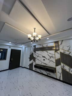 2 Beds unfurnished Flat For Rent in E11/4 Madina Tower 2 Beds unfurnished Flat For Rent in E11/4 Madina Tower