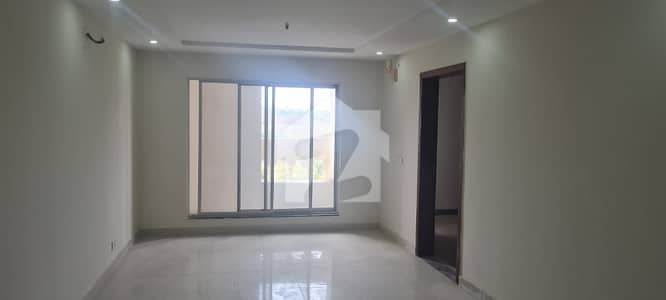 Gulberg Height 2 Bed Apartment Available For Sale