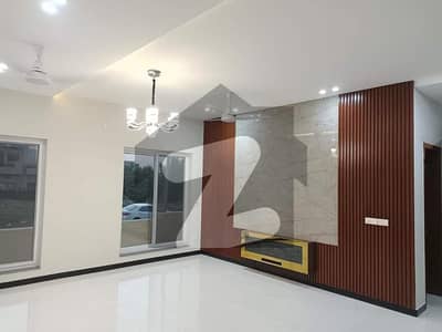 1 Kanal New Upper Portion For Rent