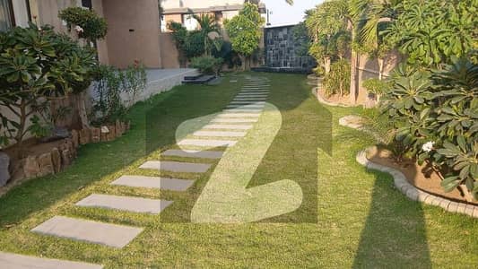 1000 Yards Bungalow Dha Phase 8 Brand New Luxury VIP Swimming Pool Basement Out Class Bangalore Sale