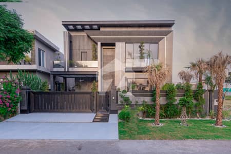 Top Class Modern Design Top Notched Luxury House For Sale