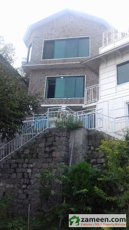 House On Top Location With Great View House On Top Location With Great View