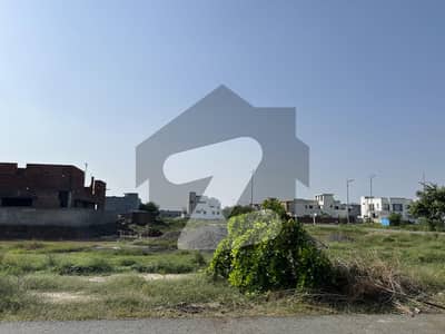 1 Kanal Plot Near Park in surrounding of houses Ideal For Construction