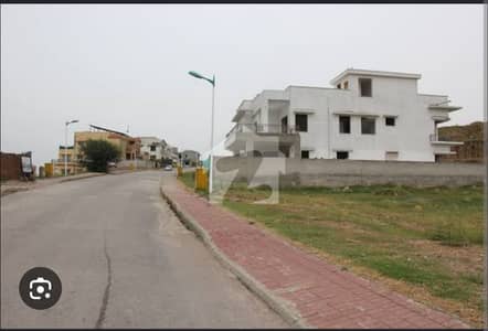1 Kanal Plot for Sale in Phase 8