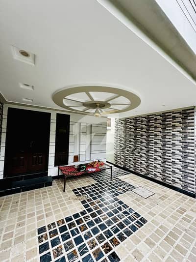 8 Marla House For Sale Sector B, Bahria Town Lahore | PKR 3.25 Crore