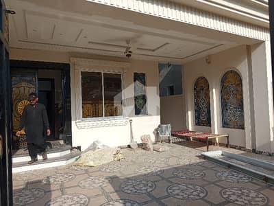Good Location 10 Marla Upper Portion For Rent Is Available In DC Colony