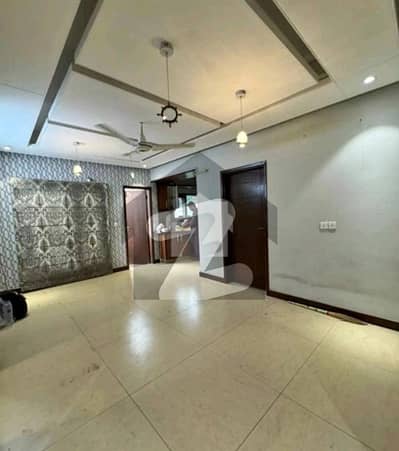 Town House For Rent