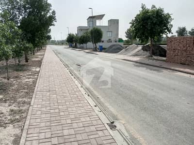 بحریہ آرچرڈ فیز 3 بحریہ آرچرڈ,لاہور میں 8 مرلہ رہائشی پلاٹ 70.0 لاکھ میں برائے فروخت۔ بحریہ آرچرڈ فیز 3 بحریہ آرچرڈ,لاہور میں 8 مرلہ رہائشی پلاٹ 70.0 لاکھ میں برائے فروخت۔