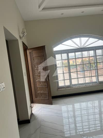 Sector C1, 10m House For Sale On Reasonable Price.
