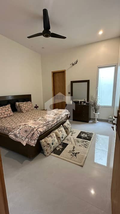 LEASE BUNGALOW FOR SALE KORANGI KARACHI NEAR MARKET