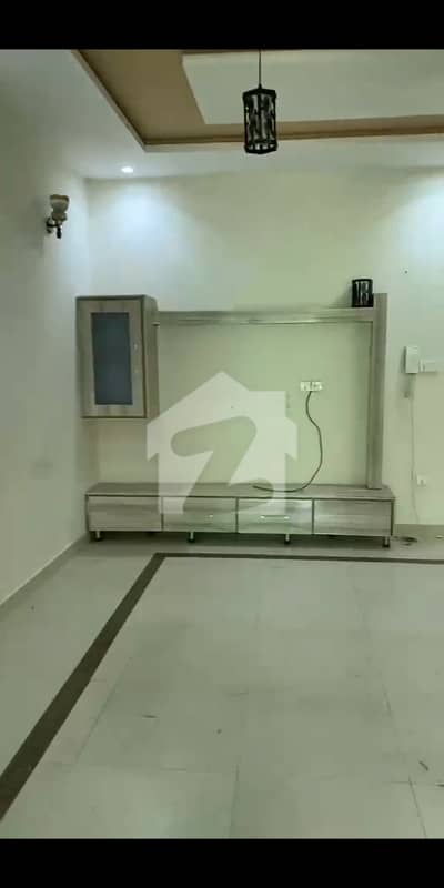 10 Marla Upper Portion For Rent