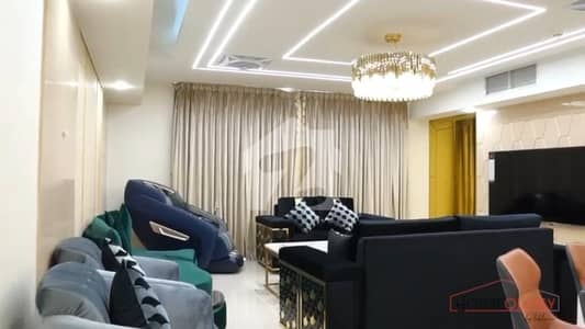 امارکریسنٹ بے ڈی ایچ اے فیز 8,ڈی ایچ اے ڈیفینس,کراچی میں 2 کمروں کا 7 مرلہ فلیٹ 7.2 کروڑ میں برائے فروخت۔