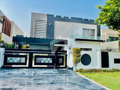 One Kanal Slightly Used Ultra Modern Designer Owner Build Bungalow 2 Servant Quarter In Basement For Sale At Prime Location Of DHA Lahore Near To Park Masjid & Commercial Market. One Kanal Slightly Used Ultra Modern Designer Owner Build Bungalow 2 Servant Quarter In Basement For Sale At Prime Location Of DHA Lahore Near To Park Masjid & Commercial Market.