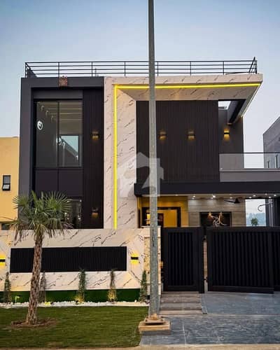 Furnished Luxury Top City 10 Marla House For Sale