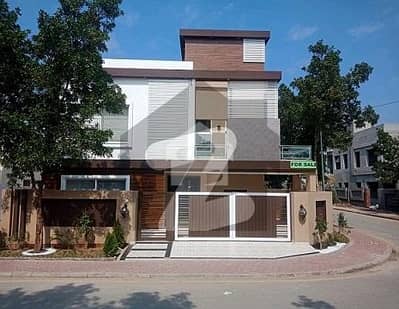 12 MARLA LIKE A BRAND NEW LUXURY HOUSE FOR RENT IN RAFI BLOCK BAHRIA TOWN LAHORE
