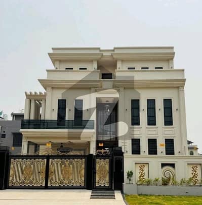 Stunning and affordable Prime Location House available for sale in Citi Housing Society