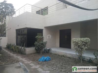 1 Kanal Commercial  Building For Rent In Gulberg Ii Lahore