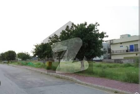 ڈی ایچ اے ڈیفینس فیز 2 ڈی ایچ اے ڈیفینس,اسلام آباد میں 1 کنال رہائشی پلاٹ 6.35 کروڑ میں برائے فروخت۔